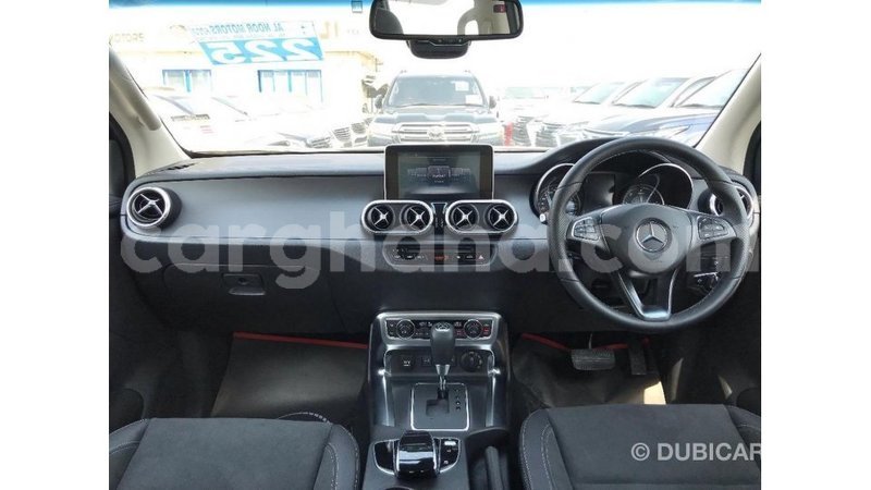 Big with watermark mercedes benz 250 ashanti import dubai 21700