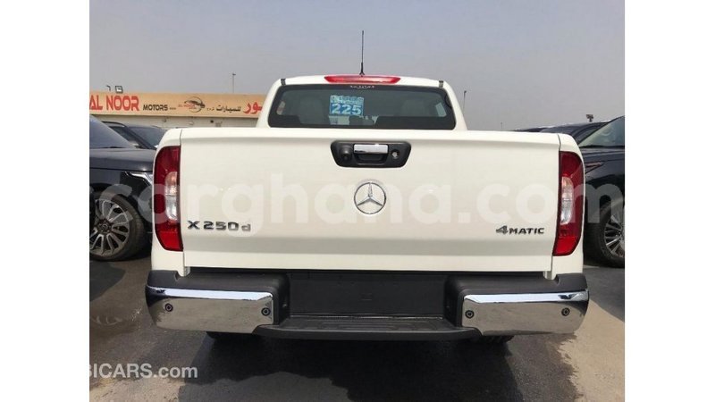 Big with watermark mercedes benz 250 ashanti import dubai 21700