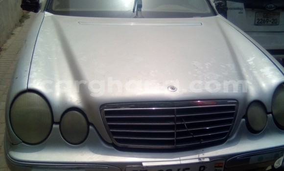 Buy Used Mercedes‒Benz 250 Silver Car in Accra in Greater Accra Buy Used Mercedes‒Benz 250 Silver Car in Accra in Greater Accra