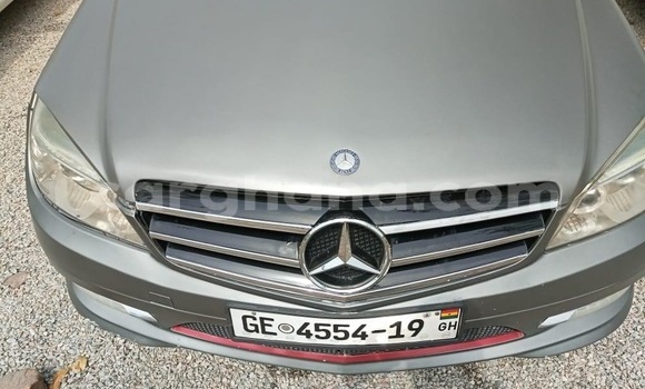 Ra Àlòkù Mercedes‒Benz 300CD Miiran Ọkọ̀ in Accra ni Greater Accra Ra Àlòkù Mercedes‒Benz 300CD Miiran Ọkọ̀ in Accra ni Greater Accra