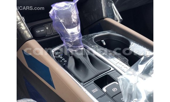 Buy Import Hyundai Santa Fe White Car in Import - Dubai in Ashanti Buy Import Hyundai Santa Fe White Car in Import - Dubai in Ashanti
