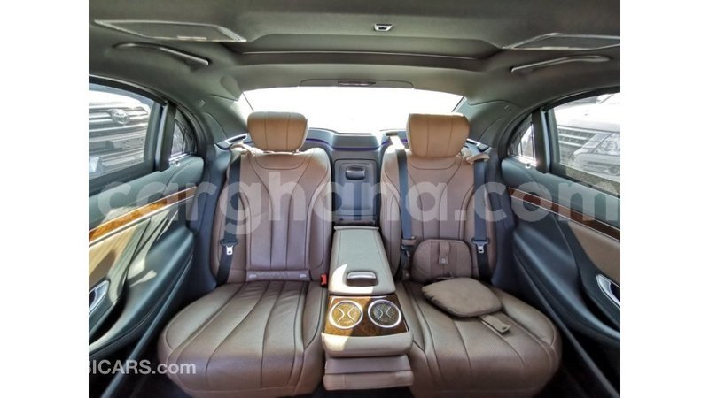 Big with watermark mercedes benz a200 ashanti import dubai 21801