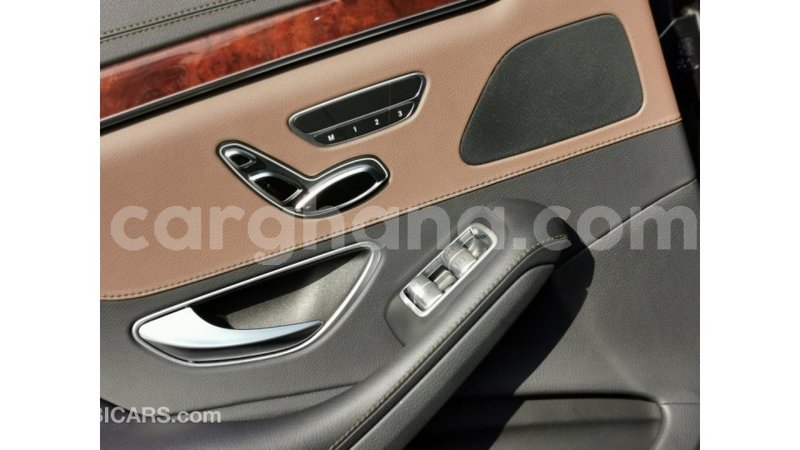 Big with watermark mercedes benz a200 ashanti import dubai 21801