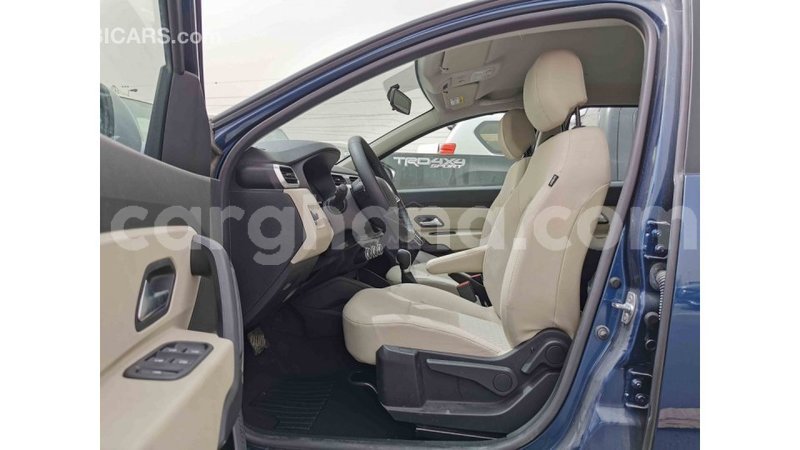 Big with watermark renault duster ashanti import dubai 21826