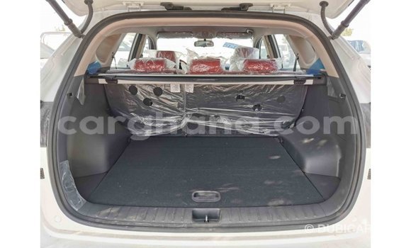 Buy Import Hyundai Tucson White Car in Import - Dubai in Ashanti Buy Import Hyundai Tucson White Car in Import - Dubai in Ashanti
