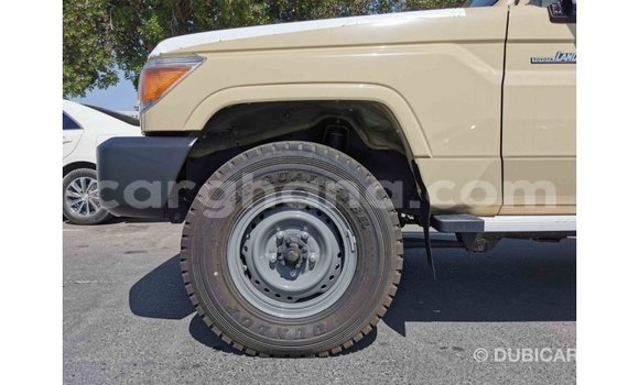 Ra Imported Toyota Land Cruiser Alagara Ọkọ̀ in Import - Dubai ni Ashanti Ra Imported Toyota Land Cruiser Alagara Ọkọ̀ in Import - Dubai ni Ashanti