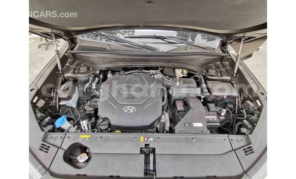 Sayi Imported Hyundai Accent Brown Mota in Import - Dubai a Ashanti Sayi Imported Hyundai Accent Brown Mota in Import - Dubai a Ashanti