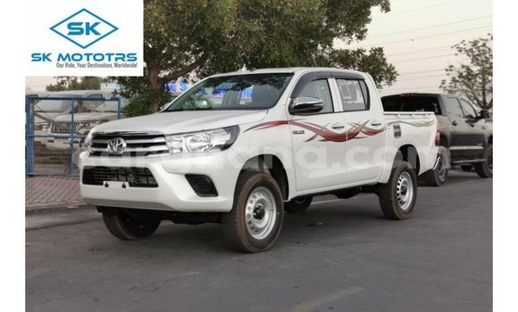 Ra Imported Toyota Hilux funfun Ọkọ̀ in Import - Dubai ni Ashanti Ra Imported Toyota Hilux funfun Ọkọ̀ in Import - Dubai ni Ashanti