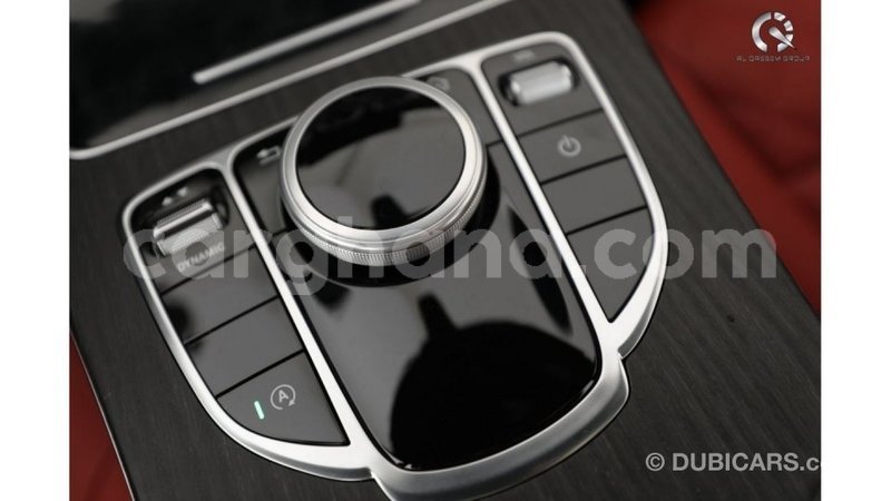 Big with watermark mercedes benz a200 ashanti import dubai 21864