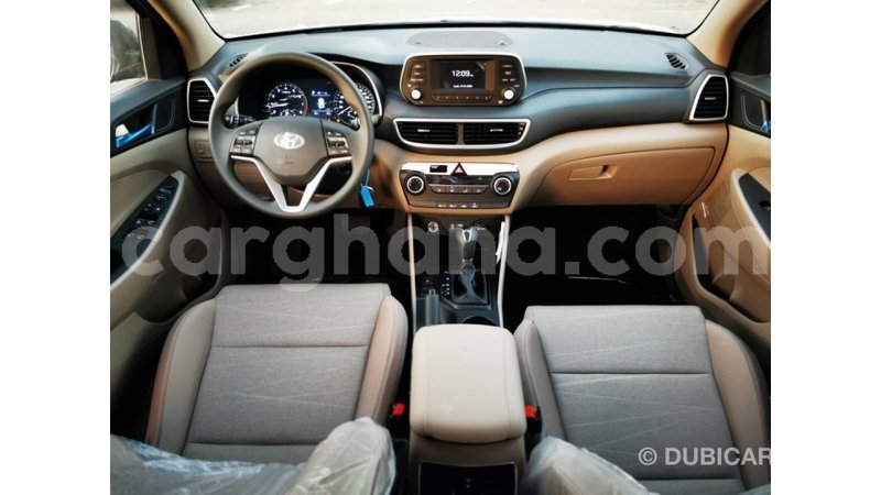 Big with watermark hyundai tucson ashanti import dubai 21872