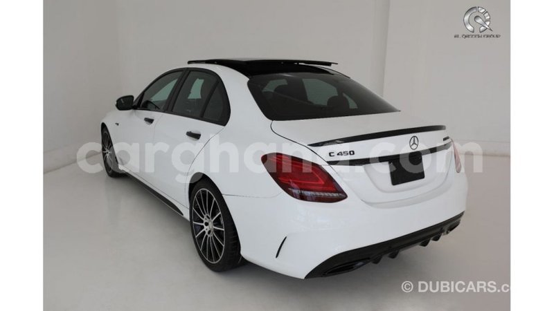 Big with watermark mercedes benz a200 ashanti import dubai 21874