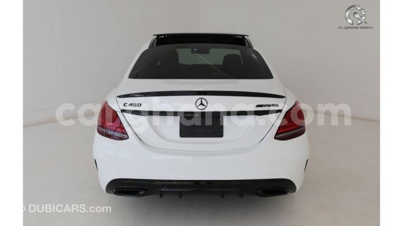 Big with watermark mercedes benz a200 ashanti import dubai 21874