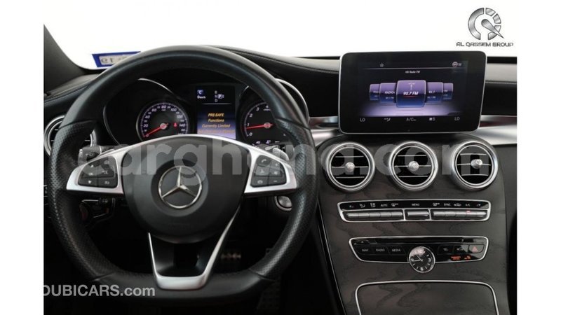 Big with watermark mercedes benz a200 ashanti import dubai 21874