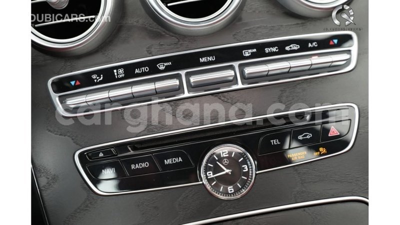 Big with watermark mercedes benz a200 ashanti import dubai 21874