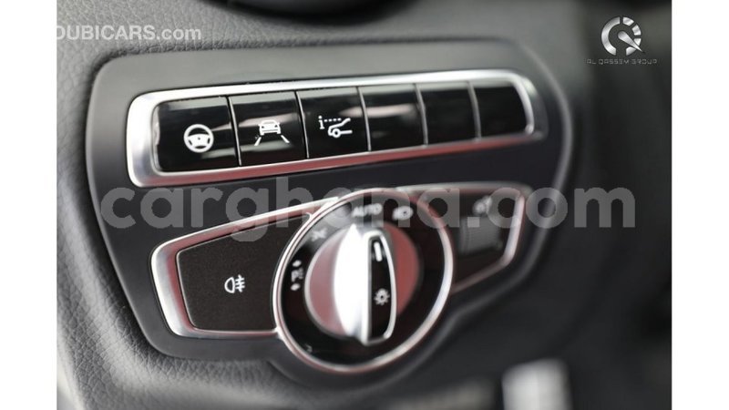 Big with watermark mercedes benz a200 ashanti import dubai 21874