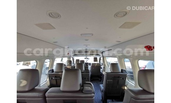 Ra Imported Toyota Hiace funfun Ọkọ̀ in Import - Dubai ni Ashanti Ra Imported Toyota Hiace funfun Ọkọ̀ in Import - Dubai ni Ashanti