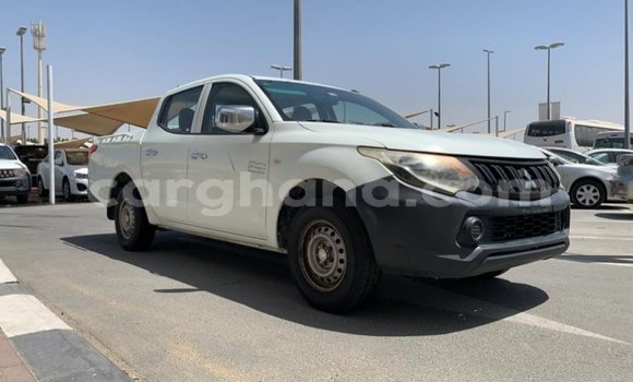 Buy Import Mitsubishi L200 White Car in Import - Dubai in Ashanti Buy Import Mitsubishi L200 White Car in Import - Dubai in Ashanti