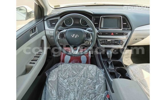 Buy Import Hyundai Sonata White Car in Import - Dubai in Ashanti Buy Import Hyundai Sonata White Car in Import - Dubai in Ashanti