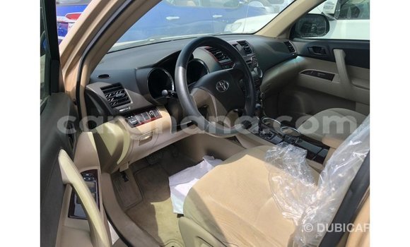 Buy Import Toyota Highlander Other Car in Import - Dubai in Ashanti Buy Import Toyota Highlander Other Car in Import - Dubai in Ashanti