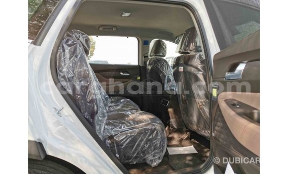 Sayi Imported Hyundai Santa Fe White Mota in Import - Dubai a Ashanti Sayi Imported Hyundai Santa Fe White Mota in Import - Dubai a Ashanti