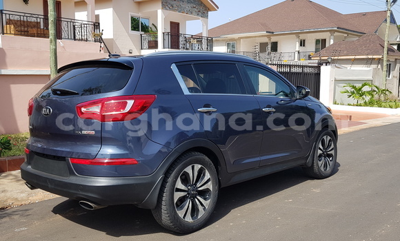 Buy Used Kia Sportage Blue Car in Accra in Greater Accra Buy Used Kia Sportage Blue Car in Accra in Greater Accra