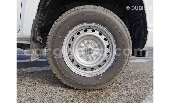 Buy Import Mitsubishi L200 White Car in Import - Dubai in Ashanti Buy Import Mitsubishi L200 White Car in Import - Dubai in Ashanti