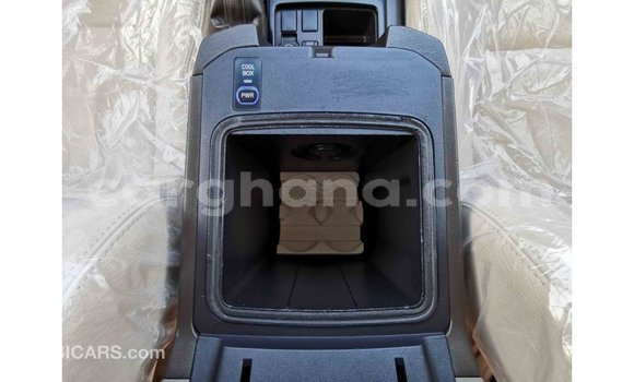 Buy Import Toyota Prado White Car in Import - Dubai in Ashanti Buy Import Toyota Prado White Car in Import - Dubai in Ashanti