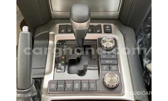 Sayi Imported Toyota Land Cruiser White Mota in Import - Dubai a Ashanti Sayi Imported Toyota Land Cruiser White Mota in Import - Dubai a Ashanti