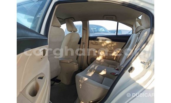 Sayi Imported Toyota Yaris White Mota in Import - Dubai a Ashanti Sayi Imported Toyota Yaris White Mota in Import - Dubai a Ashanti