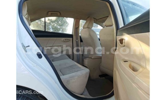 Sayi Imported Toyota Yaris White Mota in Import - Dubai a Ashanti Sayi Imported Toyota Yaris White Mota in Import - Dubai a Ashanti