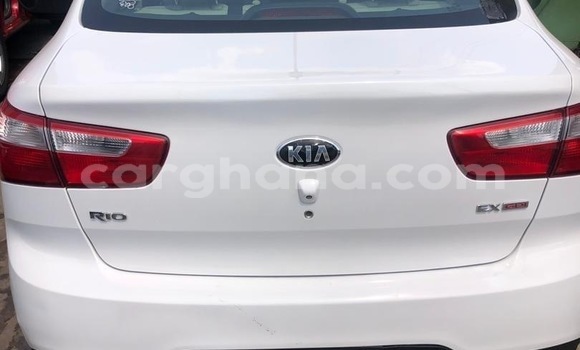 Sayi Na hannu Kia Rio White Mota in Accra a Greater Accra Sayi Na hannu Kia Rio White Mota in Accra a Greater Accra