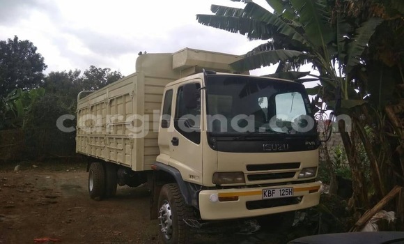 Buy Used Isuzu V-Cross 4x4 White Car in Accra in Greater Accra