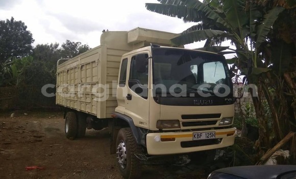 Ra Àlòkù Isuzu V-Cross 4x4 funfun Ọkọ̀ in Accra ni Greater Accra Ra Àlòkù Isuzu V-Cross 4x4 funfun Ọkọ̀ in Accra ni Greater Accra