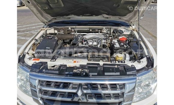 Ra Imported Mitsubishi Pajero funfun Ọkọ̀ in Import - Dubai ni Ashanti Ra Imported Mitsubishi Pajero funfun Ọkọ̀ in Import - Dubai ni Ashanti