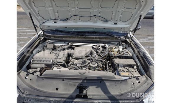 Sayi Imported Toyota Prado White Mota in Import - Dubai a Ashanti Sayi Imported Toyota Prado White Mota in Import - Dubai a Ashanti