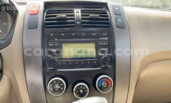 Buy Import Hyundai Tucson White Car in Import - Dubai in Ashanti Buy Import Hyundai Tucson White Car in Import - Dubai in Ashanti