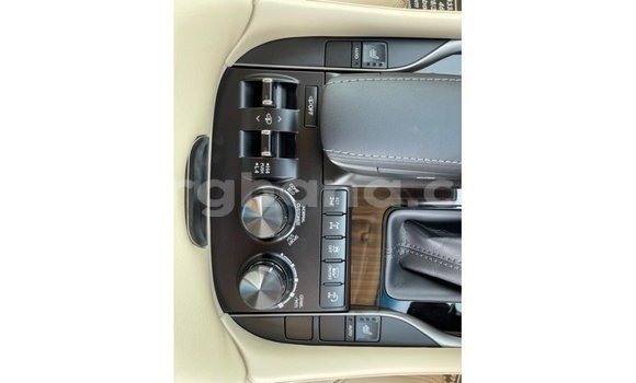 Buy Import Lexus LX White Car in Import - Dubai in Ashanti Buy Import Lexus LX White Car in Import - Dubai in Ashanti