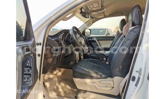 Ra Imported Toyota Prado funfun Ọkọ̀ in Import - Dubai ni Ashanti Ra Imported Toyota Prado funfun Ọkọ̀ in Import - Dubai ni Ashanti