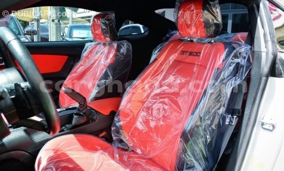 Buy Import Ford Mustang White Car in Import - Dubai in Ashanti Buy Import Ford Mustang White Car in Import - Dubai in Ashanti