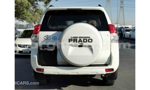 Sayi Imported Toyota Prado White Mota in Import - Dubai a Ashanti Sayi Imported Toyota Prado White Mota in Import - Dubai a Ashanti