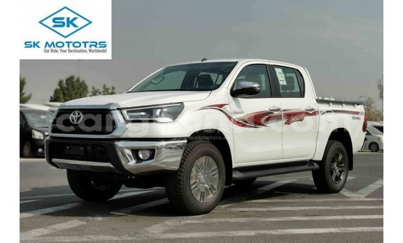 Ra Imported Toyota Hilux funfun Ọkọ̀ in Import - Dubai ni Ashanti Ra Imported Toyota Hilux funfun Ọkọ̀ in Import - Dubai ni Ashanti