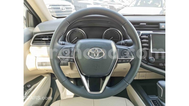 Big with watermark toyota camry ashanti import dubai 22107