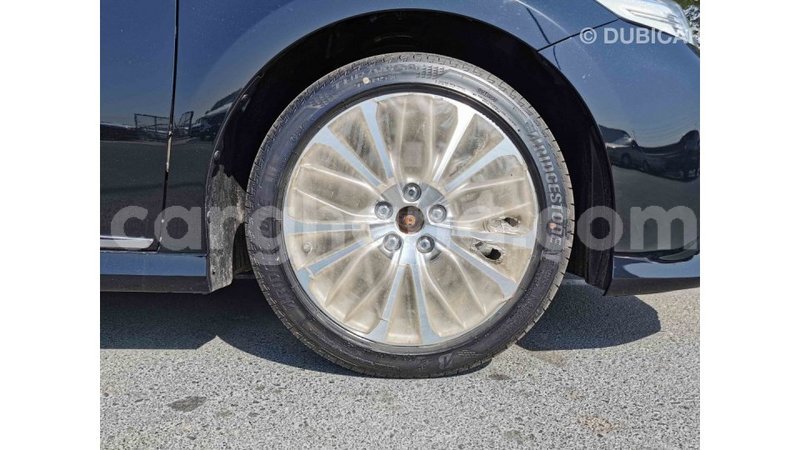 Big with watermark toyota camry ashanti import dubai 22107