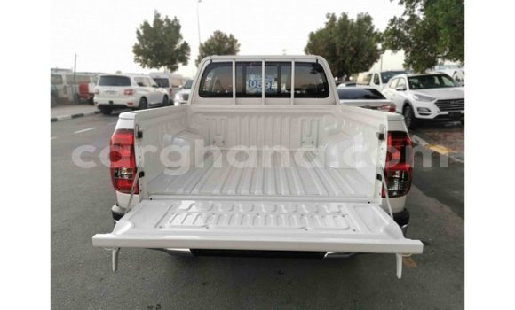 Buy Import Toyota Hilux White Car in Import - Dubai in Ashanti Buy Import Toyota Hilux White Car in Import - Dubai in Ashanti