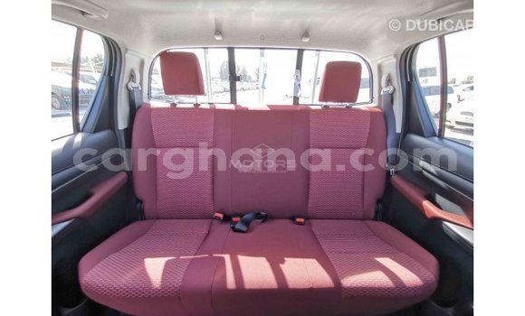 Buy Import Toyota Hilux White Car in Import - Dubai in Ashanti Buy Import Toyota Hilux White Car in Import - Dubai in Ashanti