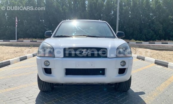 Sayi Imported Hyundai Tucson White Mota in Import - Dubai a Ashanti Sayi Imported Hyundai Tucson White Mota in Import - Dubai a Ashanti