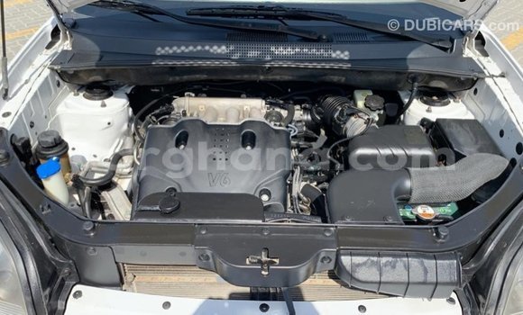 Sayi Imported Hyundai Tucson White Mota in Import - Dubai a Ashanti Sayi Imported Hyundai Tucson White Mota in Import - Dubai a Ashanti