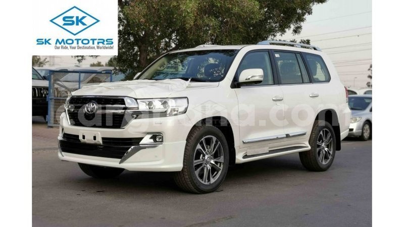 Big with watermark toyota land cruiser ashanti import dubai 22170