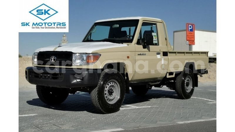 Big with watermark toyota land cruiser ashanti import dubai 22179