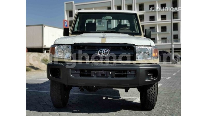 Big with watermark toyota land cruiser ashanti import dubai 22179